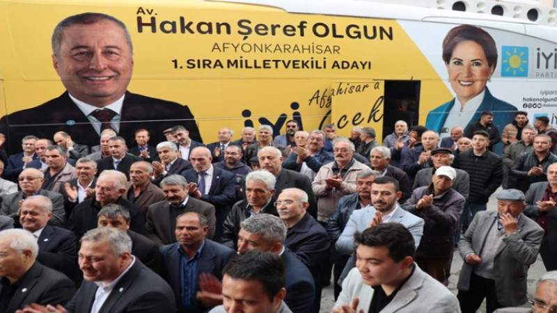 Dinar'da İYİ Parti coşkusu
