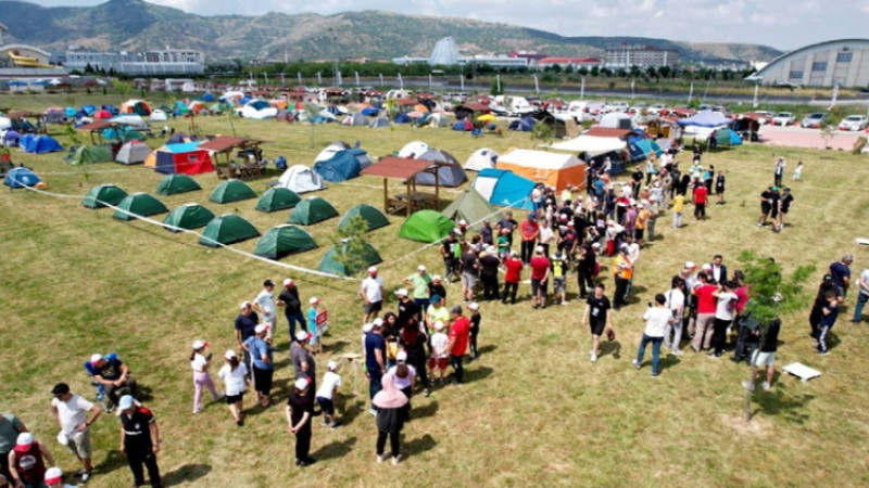 25 ilden misafirler Baba-Çocuk Kampında buluştu