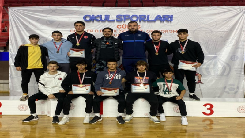 Afyonkarahisar TOHM Sporcuları Güreş Bölge Şampiyonasında yüzleşti