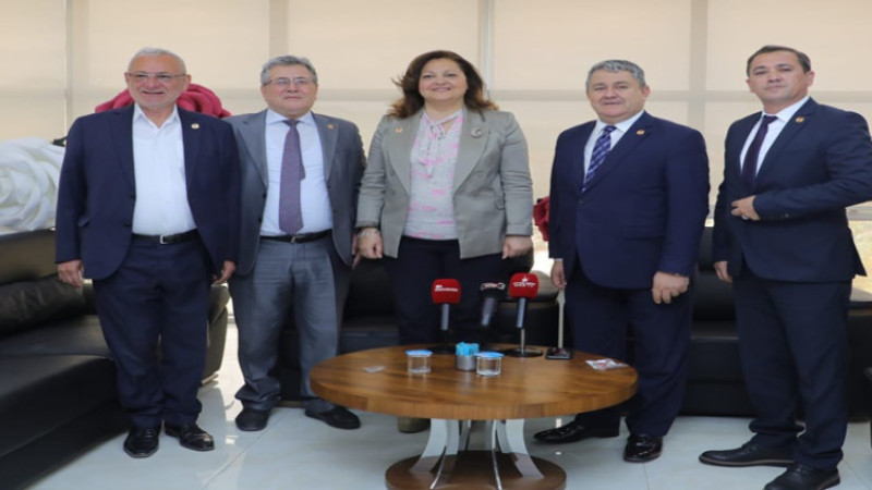 AGC’den Belediye Başkanı Burcu Köksal’a ziyaret
