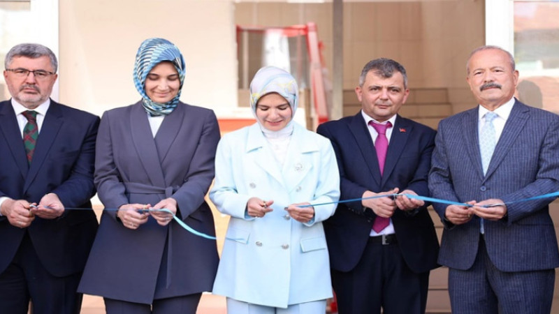 Mahinur Göktaş'tan Emirdağ’daki sosyal hizmetlere güçlü destek