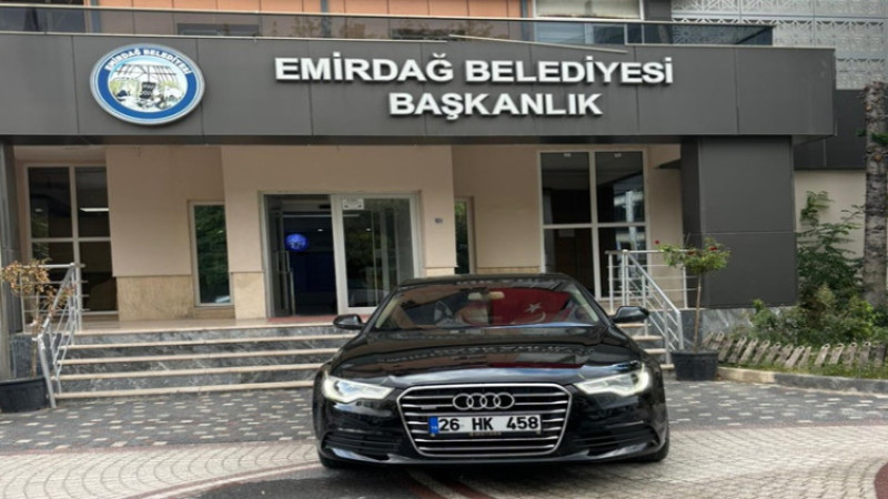 Emirdağ’da meydanın düzenlemesi için ilk adım atıldı