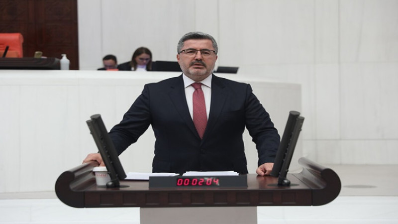 Özkaya, Berat Kandili dolayısıyla bir mesaj yayımladı