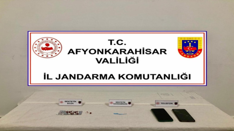 Jandarma tarafından Işıklar Beldesinde şüpheli kişilere arama yapıldı