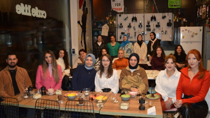 Afyon Ruh Sağlığı ve Eğitimi Derneği'nde film gecesi 
