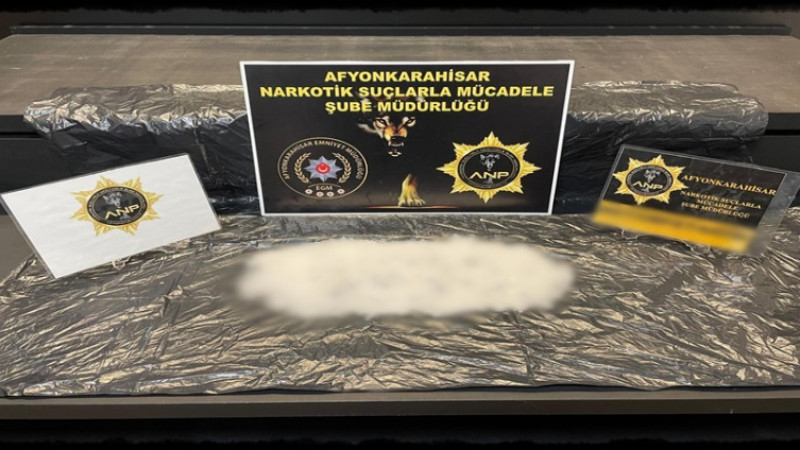 Afyonkarahisar Emniyeti'nden 153.75 gram uyuşturucu madde ele geçirdi