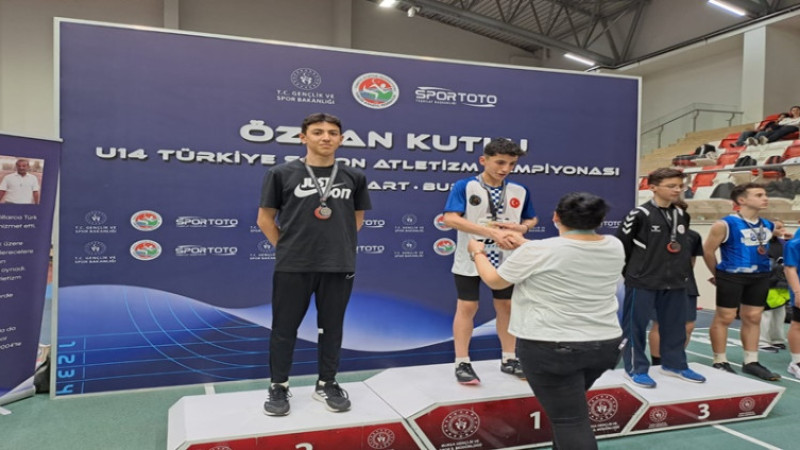 Afyonkarahisarlı Nihat Karabacak Atletizm'de Türkiye ikincisi oldu