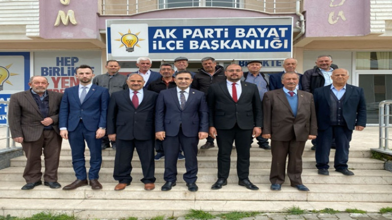 AK Parti’de geleneksel bayramlaşma programları gerçekleşti