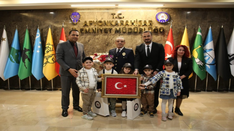 Anaokulu öğrencilerinden Afyon İl Emniyet Müdürlüğü'ne ziyaret