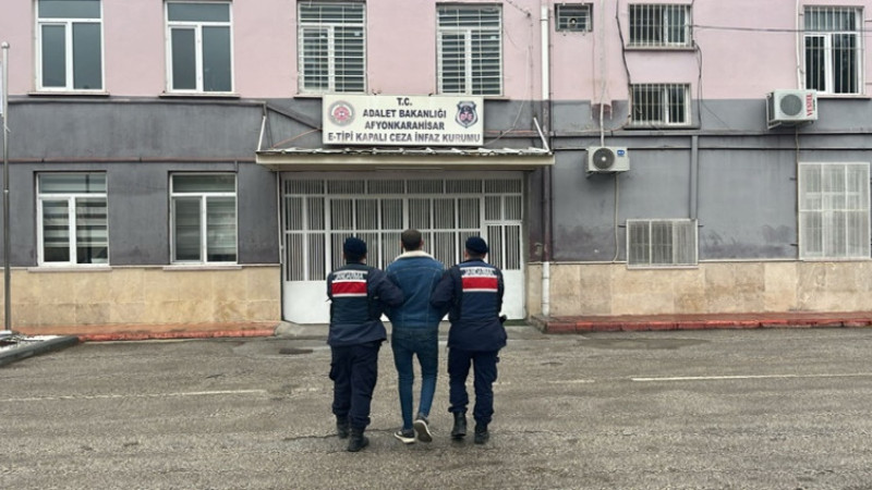 4 Yıl 9 Ay kesinleşmiş hapis cezası bulunan kişi yakalandı