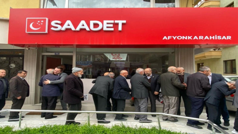 Saadet Partisi'nde bayramlaşma programı gerçekleştirildi