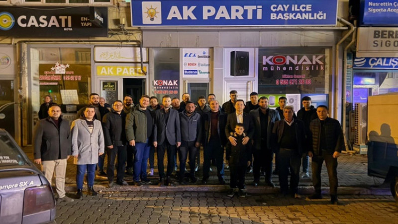 Başkan İntepe, Çay ve Çobanlar'da gençlerle buluştu