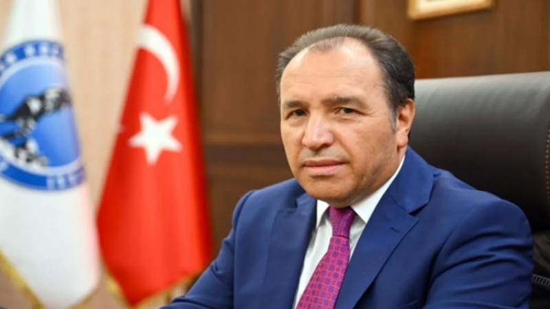 Rektör Mehmet Karakaş, Anneler Günü dolayısıyla bir mesaj yayımladı