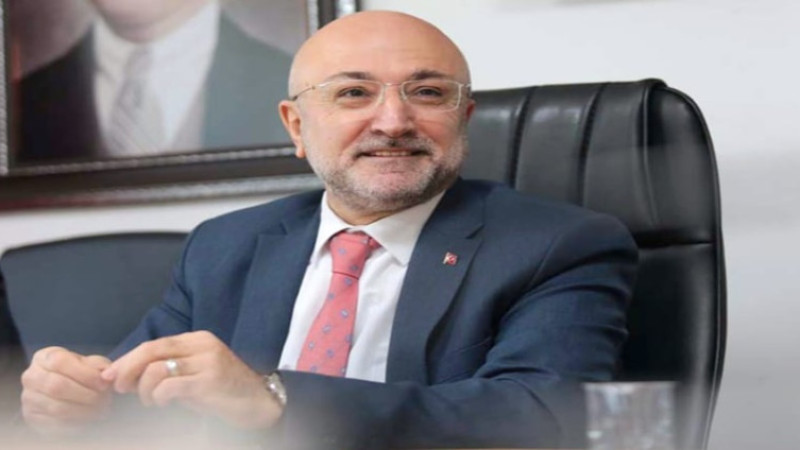 Başkan Şahin, Babalar Günü dolayısıyla bir mesaj yayımladı